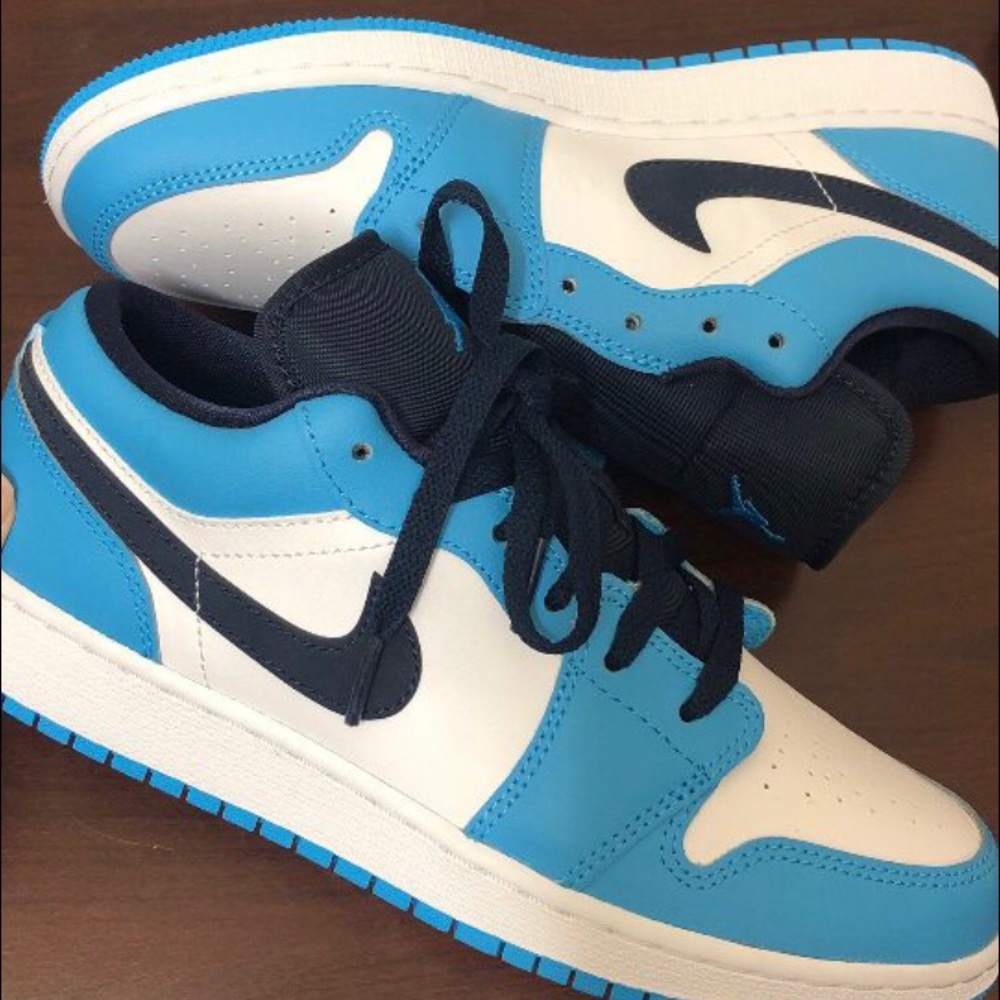 Air Jordan 1 Low ‘UNC’ GS 6Y/7.5W